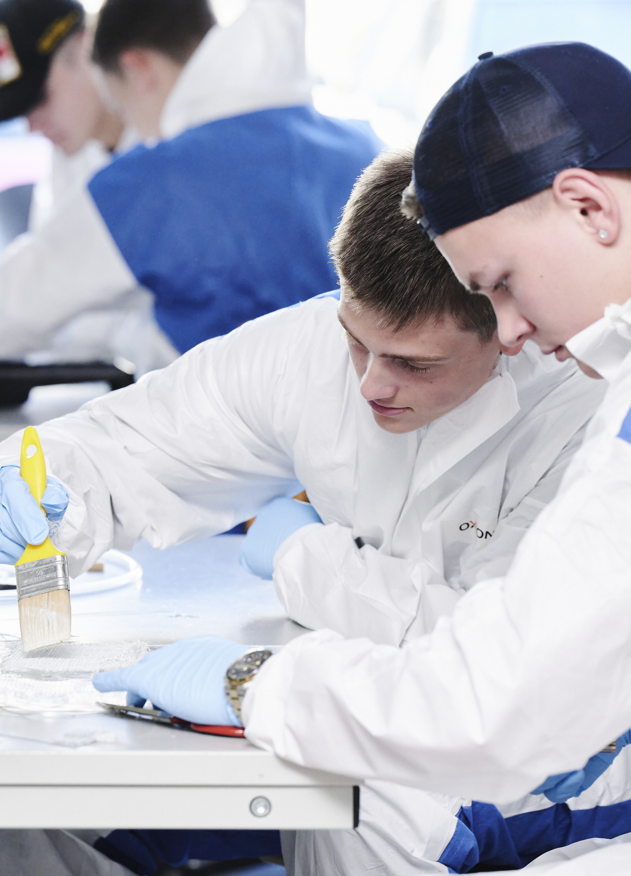 Elever samarbejder om komposit