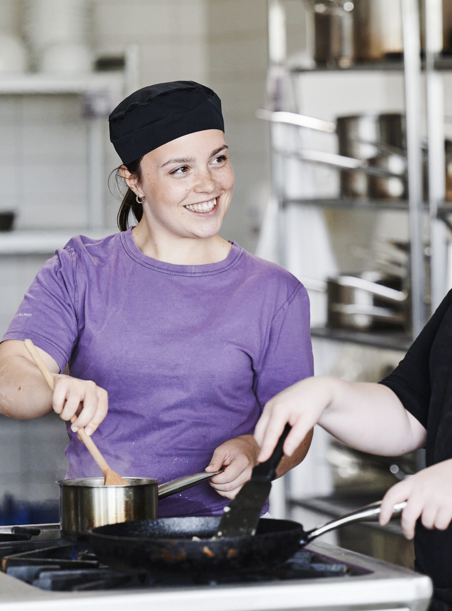 Ernæringsassistenter i køkkenet